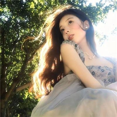 三个月亮